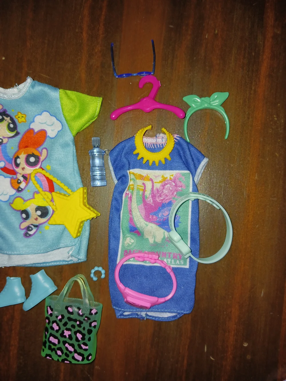 Barbie Doll Lot Of Clothes Outfits Powerpuff Girls Jurassic World Dinosaurs